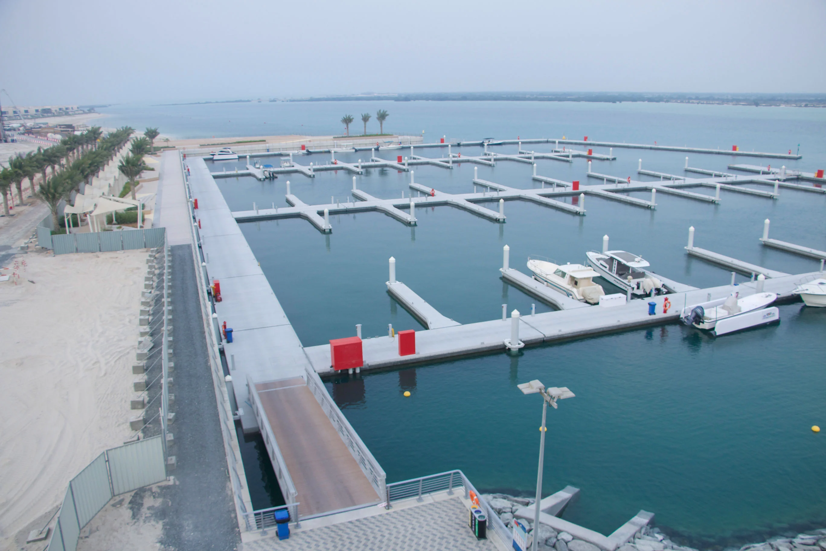saadiyat-marina-the-captains-club